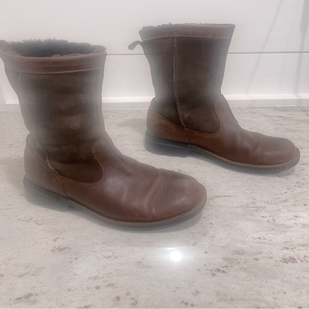 Men’s UGG Boots Size 10.5 Brown